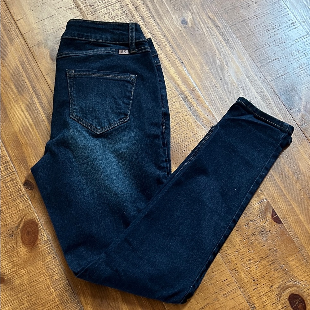 1822 Denim Adrianna Women's Deep Indigo Skinny ankle  Jeans size 6